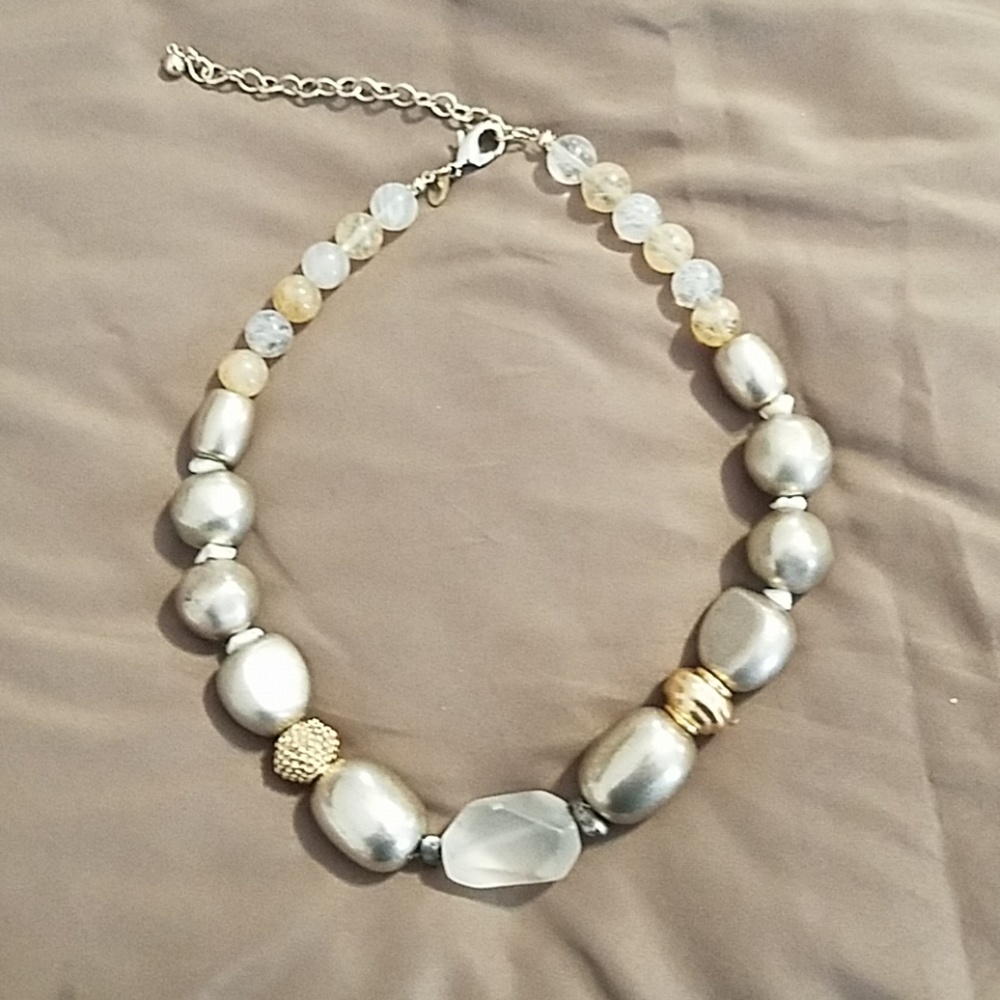 Chunky multi-tone necklace